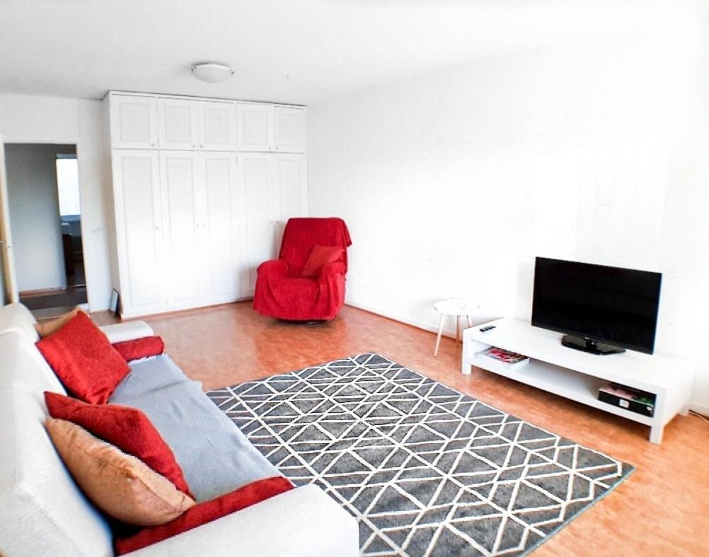קוטקה Comfortable Apartment Mila At A Good Location מראה חיצוני תמונה